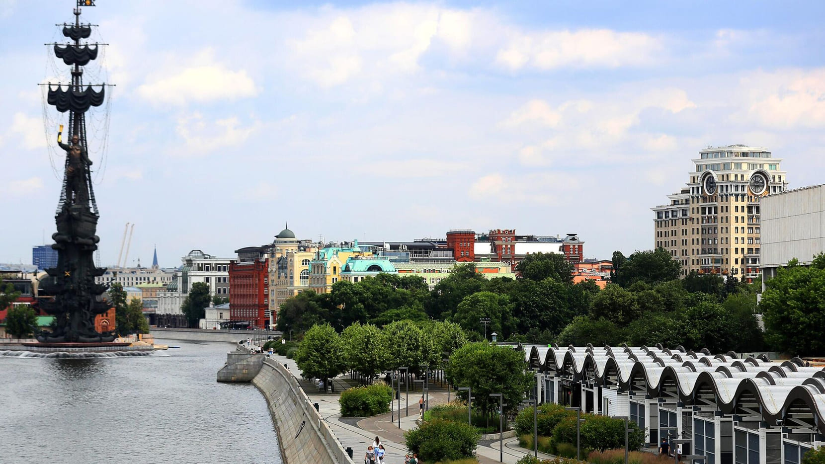 Крымская набережная